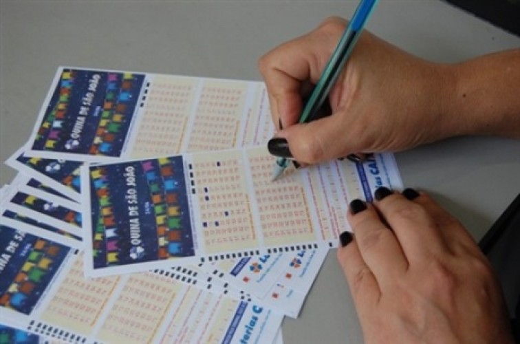 Azar: grupo de ‘bolão’ alega que casa lotérica não registrou aposta premiada de R$ 130 milhões