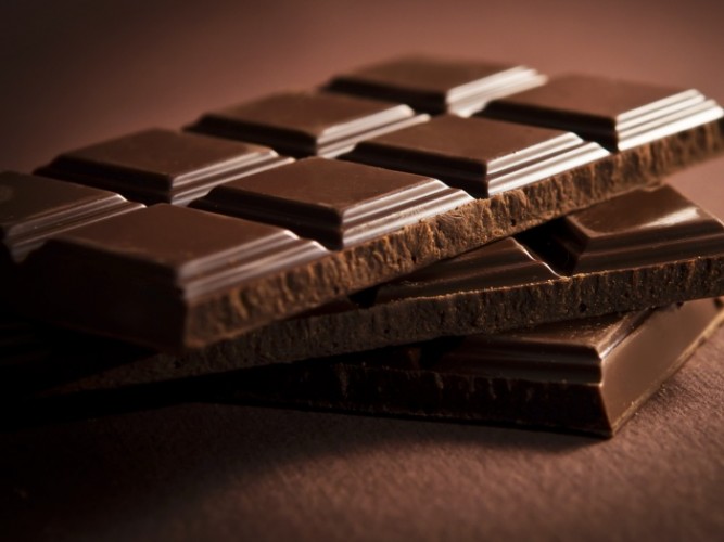 Bandidos roubam carga de chocolate avaliada em R$ 340 mil em Sooretama