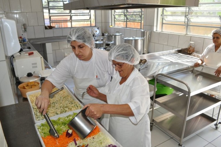 Cozinha Comunitária prometida pela Prefeitura, com refeições a R$ 1,99, ainda não saiu do papel
