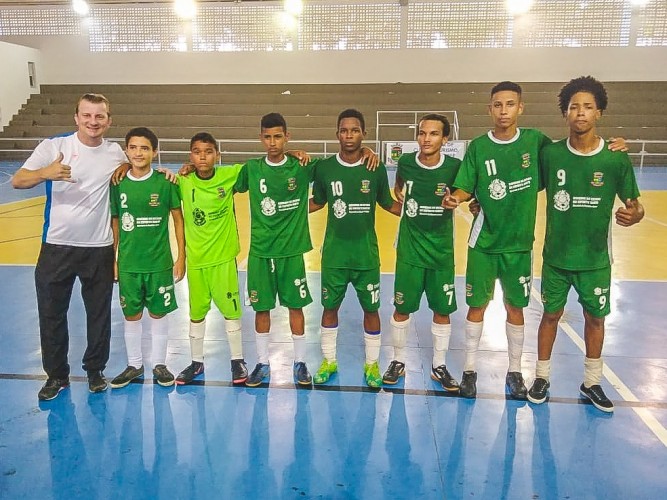 Escola do Nova Esperança faz bonito e conquista título do futsal masculino dos Jogos Municipais