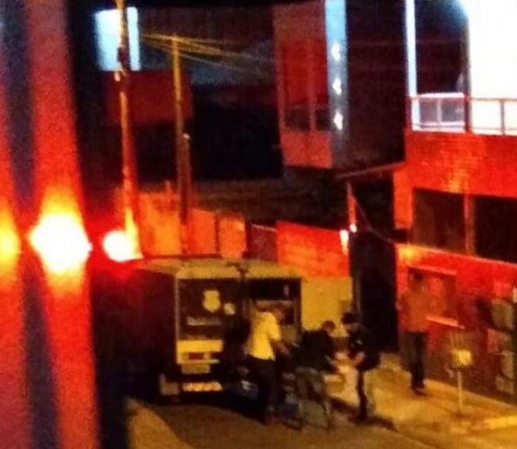 Homem de 28 anos morre após desferir socos na janela de casa no Planalto