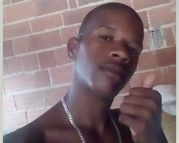 Jovem é assassinado a tiros em frente a serralheria no bairro Planalto; Vídeo 