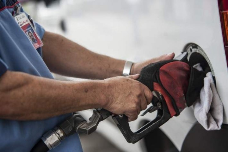 Litro da gasolina comum já é vendido acima de 5 reais em postos do ES