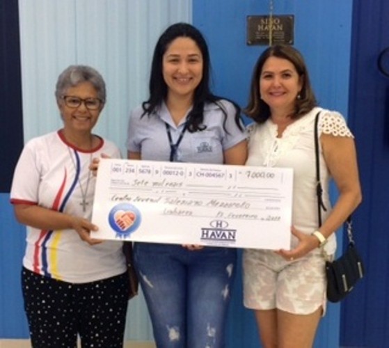 Loja de departamento entrega R$ 7 mil reais de Troco Solidário ao Centro Salesiano de Linhares