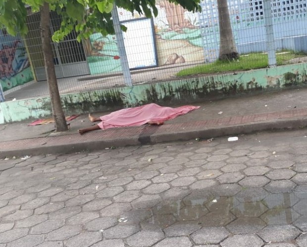 Menino de 14 anos é morto a facadas após briga no bairro Interlagos