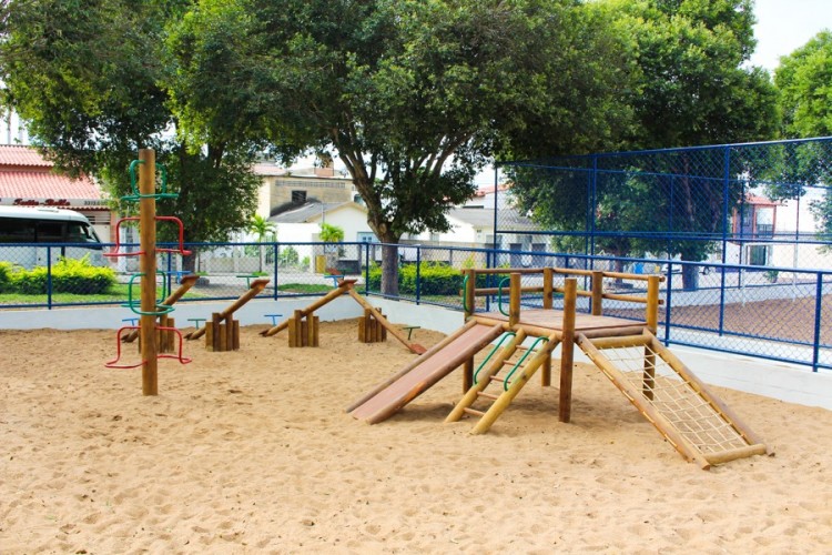 Planalto e Lagoa do Meio ganham praças reformadas e novos parques infantis