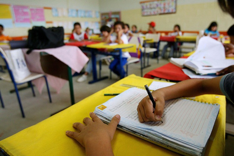 Prefeitura vai contratar professores e pedagogos em regime DT para o ano letivo de 2017