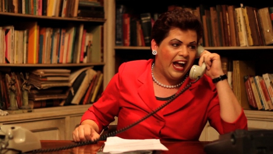 Sósia da Presidente Dilma faz show em Linhares neste domingo (29)