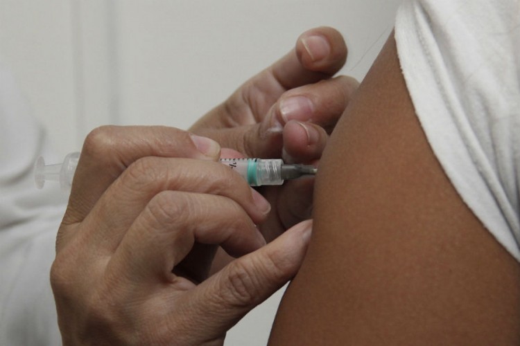 Vacinação contra a gripe até sexta (26) em 33 unidades de saúde; Linhares ainda não atingiu meta