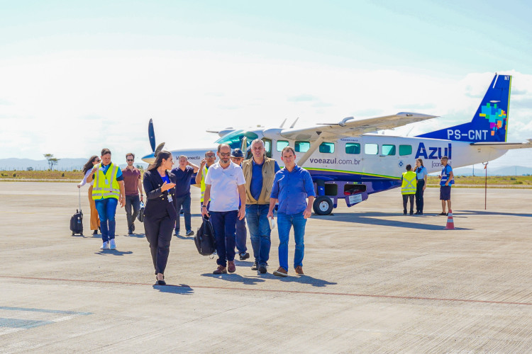 Aeroporto Regional de Linhares recebe primeiro voo regular da Azul vindo de Belo Horizonte