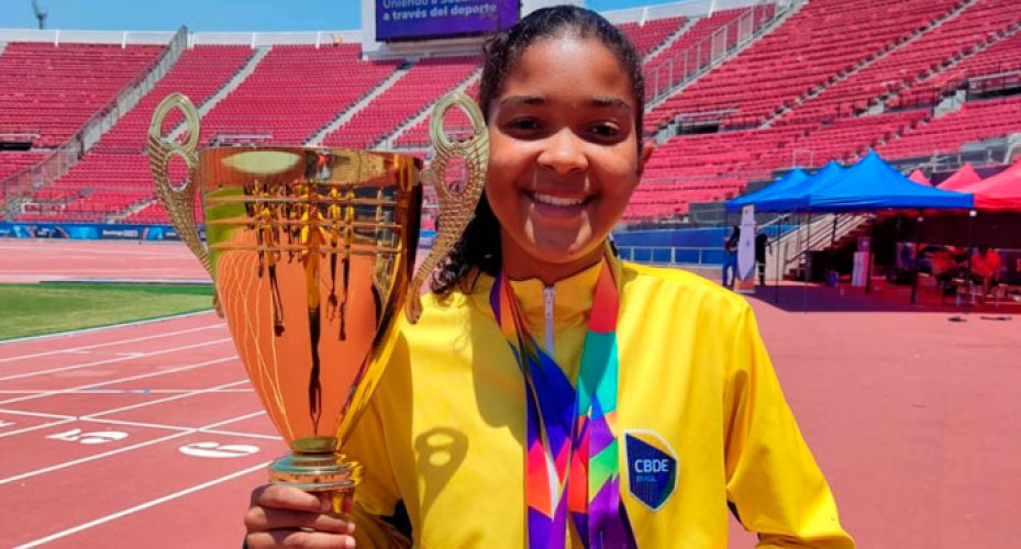 Atleta linharense Ana Elizia é destaque nos Jogos Escolares Brasileiros em Recife