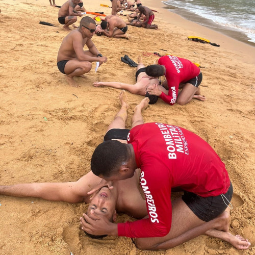 Corpo de Bombeiros Militar abre inscrições para curso de formação de guarda-vidas 2024