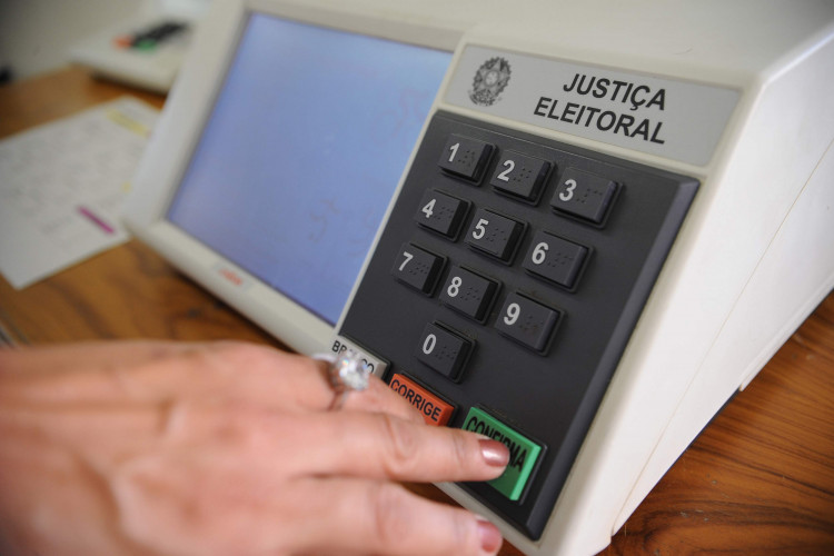Eleições em Linhares: justiça recebe 317 registros de candidaturas