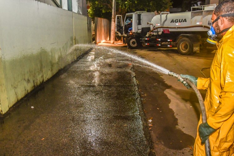Espaços públicos de Linhares serão higienizados e desinfetados para impedir o avanço do coronavírus
