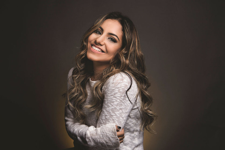 Festa dos Evangélicos de Sooretama terá como atração Gabriela Rocha