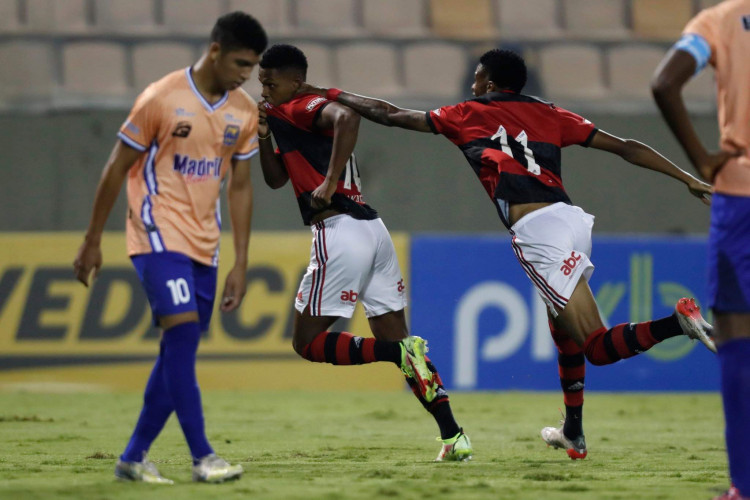Flamengo massacra Forte Rio Bananal com surra de 10 a 0 na Copinha 2022