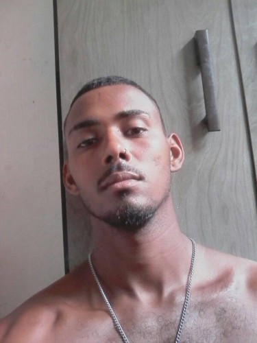 Jovem é encontrado morto com sete tiros em mata no Pontal do Ipiranga