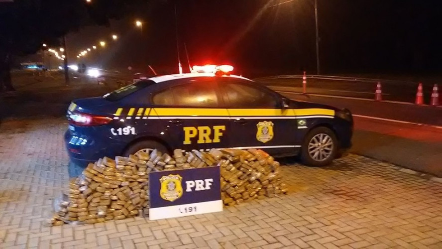 Linharense é preso com quase 430 tabletes de maconha na BR-393, em Barra do Piraí (RJ)