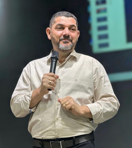 Linhares terá palestra de graça com Pastor Carlos Ramalho sobre empreender