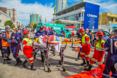 Ação do Maio Amarelo simula acidente de trânsito com múltiplas vítimas no Centro de Linhares