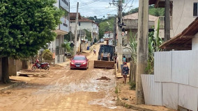 Após alagamentos, Rio Bananal tem dia de limpeza