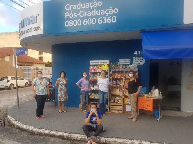 Moradoras de Linhares criam prateleira solidária para arrecadar e doar alimentos
