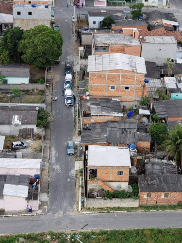 Mulher é baleada nas costas e na cabeça por encapuzado em Linhares