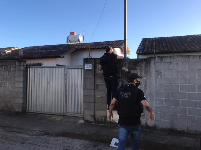 Operação policial prende suspeito de realizar delivery de drogas em Linhares