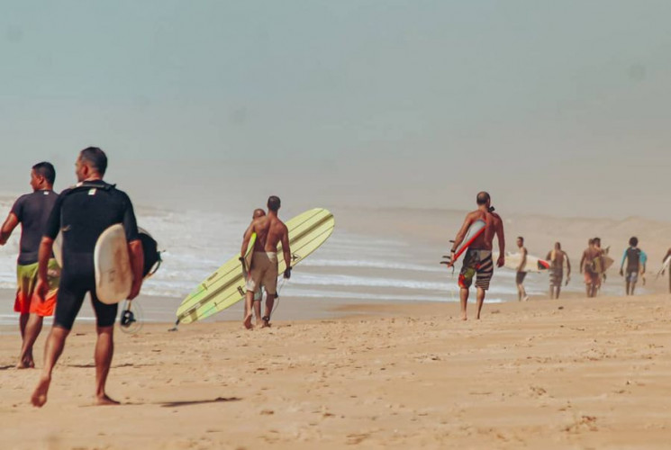 Pontal do Ipiranga recebe circuito ecológico de surfe neste fim de semana