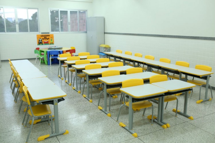 Prefeitura de Linhares prorroga suspensão das aulas até o fim de julho
