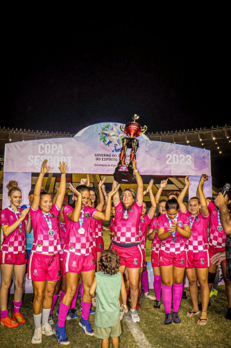 Time feminino do Linhares faz bonito e é vice-campeão da Copa Sesport